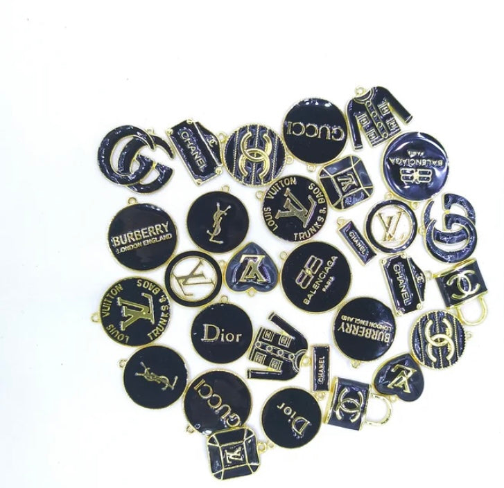 10 charms gold plated