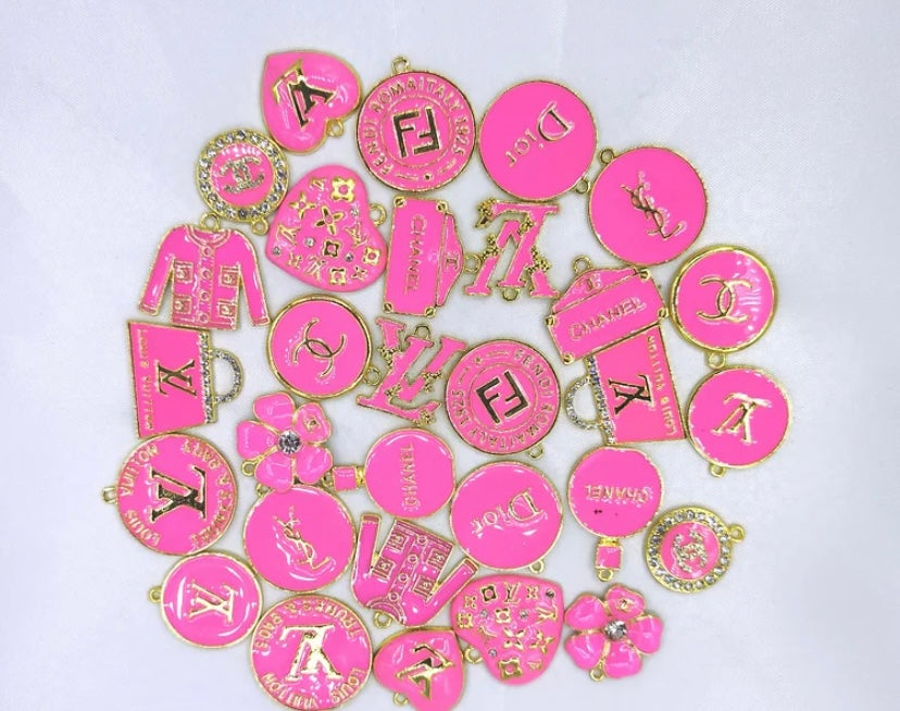 10 charms gold plated