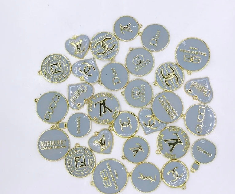 10 charms gold plated